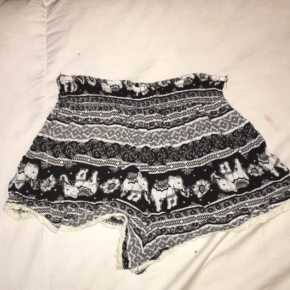 Shorts - Picture 2 of 2